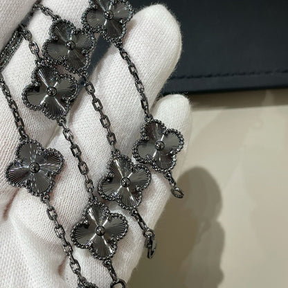 [Riva Jewelry ]CLOVER 5 MOTIF BLACK BRACELET