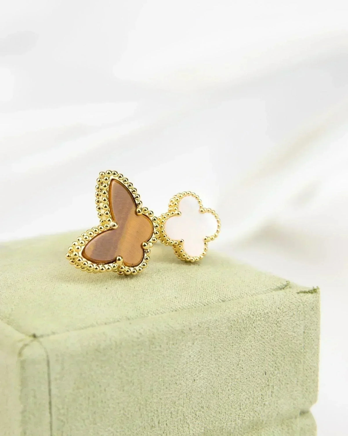 [Riva Jewelry ]LUCKY BETWEEN THE FINGER RING