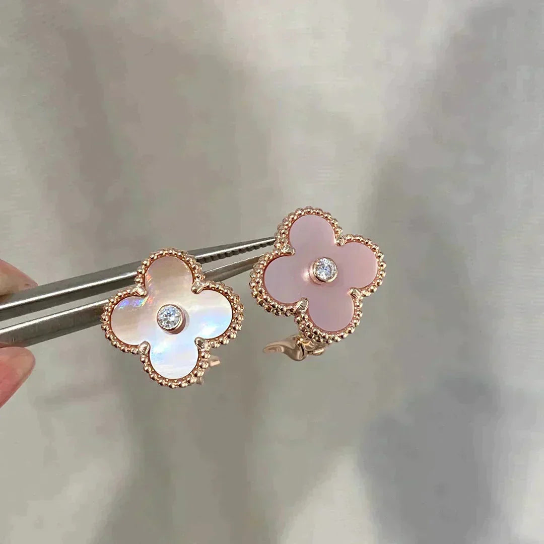 [Riva Jewelry ]CLOVER MEDIUM 1 MOTIFS  PINK MOP DIAMOND EARRINGS