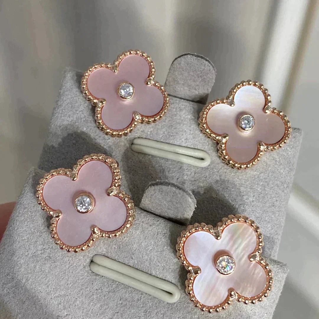 [Riva Jewelry ]CLOVER MEDIUM 1 MOTIFS  PINK MOP DIAMOND EARRINGS