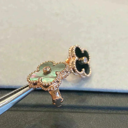 [Riva Jewelry ]CLOVER MEDIUM 1 MOTIFS GRAY MOP  DIAMOND EARRINGS