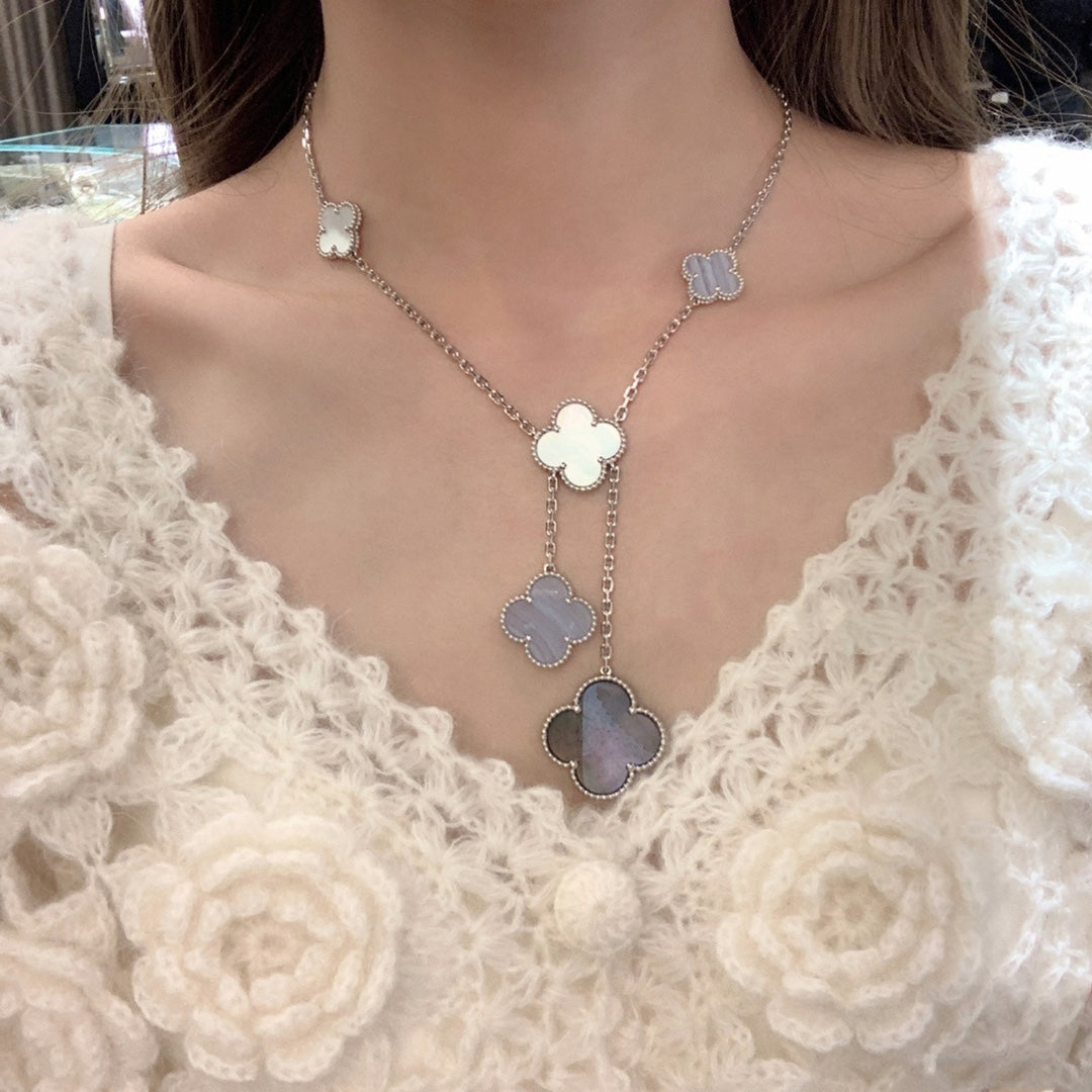 [Riva Jewelry ]CLOVER MOP CHALCEDONY NECKLACE SILVER 6 MOTIF