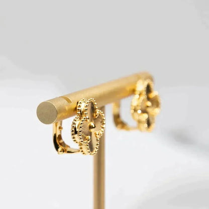 [Riva Jewelry ]CLOVER MEDIUM 1 MOTIFS LASER EARRINGS