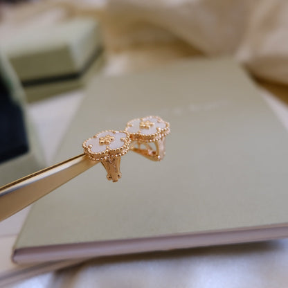 [Riva Jewelry ]LUCKY PINK GOLD WHITE MOP EARRINGS