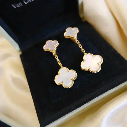 [Riva Jewelry ]CLOVER 2 MOTIF WHITE MOP EARRINGS