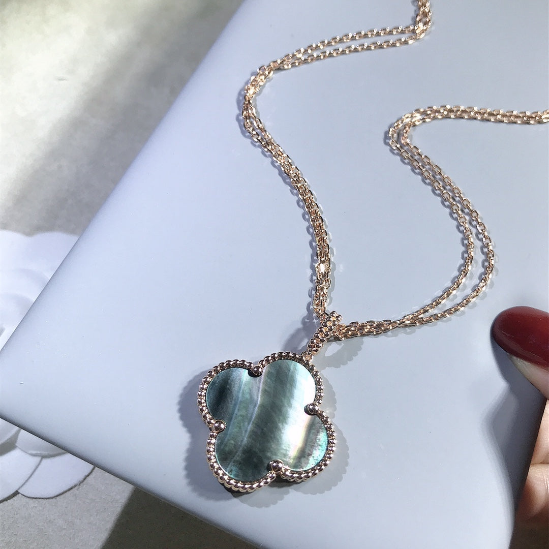 [Riva Jewelry ]CLOVER 25MM GOLD DARK MOP BIG CLOVER NECKLACE