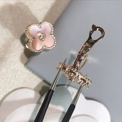 [Riva Jewelry ]CLOVER MEDIUM 1 MOTIFS  PINK MOP DIAMOND EARRINGS