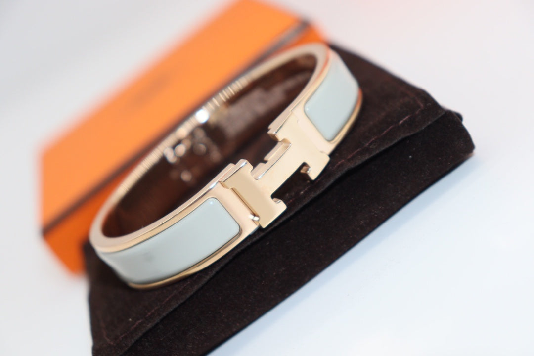 [Riva Jewelry]H LIGHT BLUE BRACELET