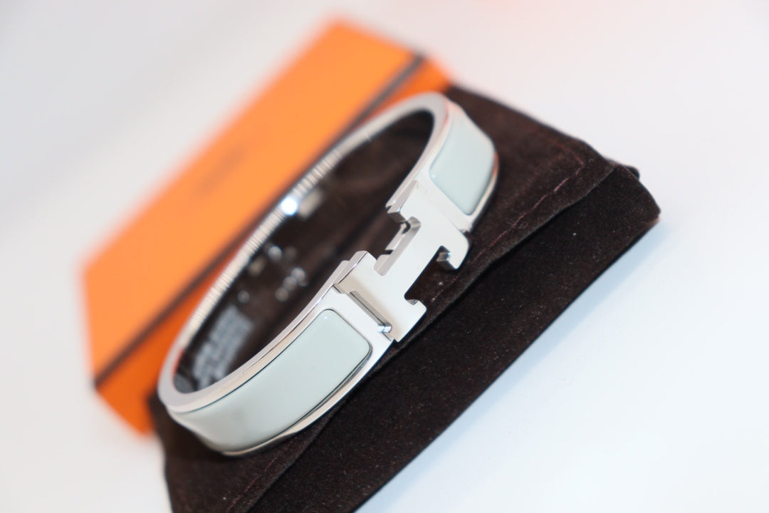 [Riva Jewelry ]H LIGHT BLUE BRACELET
