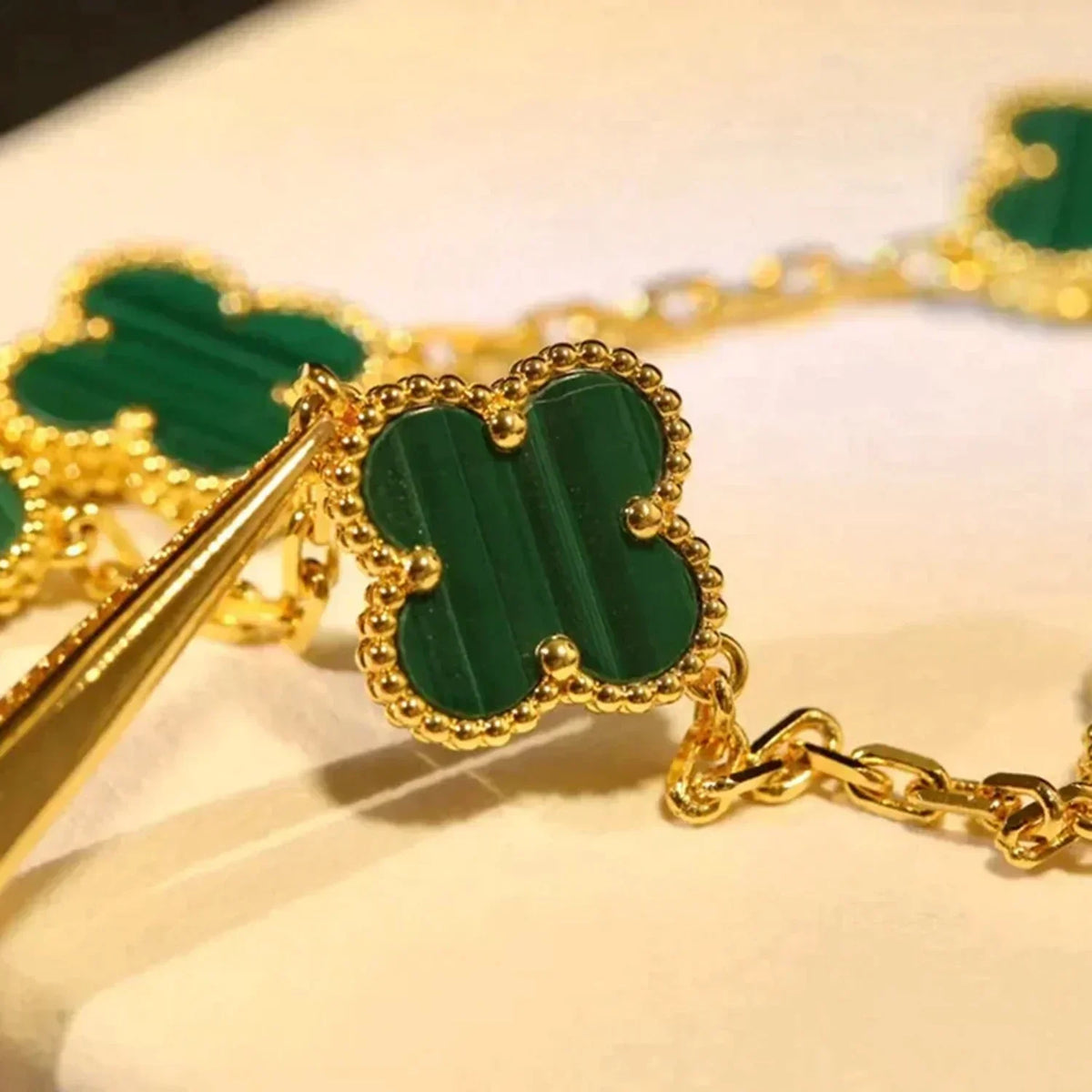 [Riva Jewelry ] CLOVER 5 MOTIF MALACHITE BRACELET COLLECTION