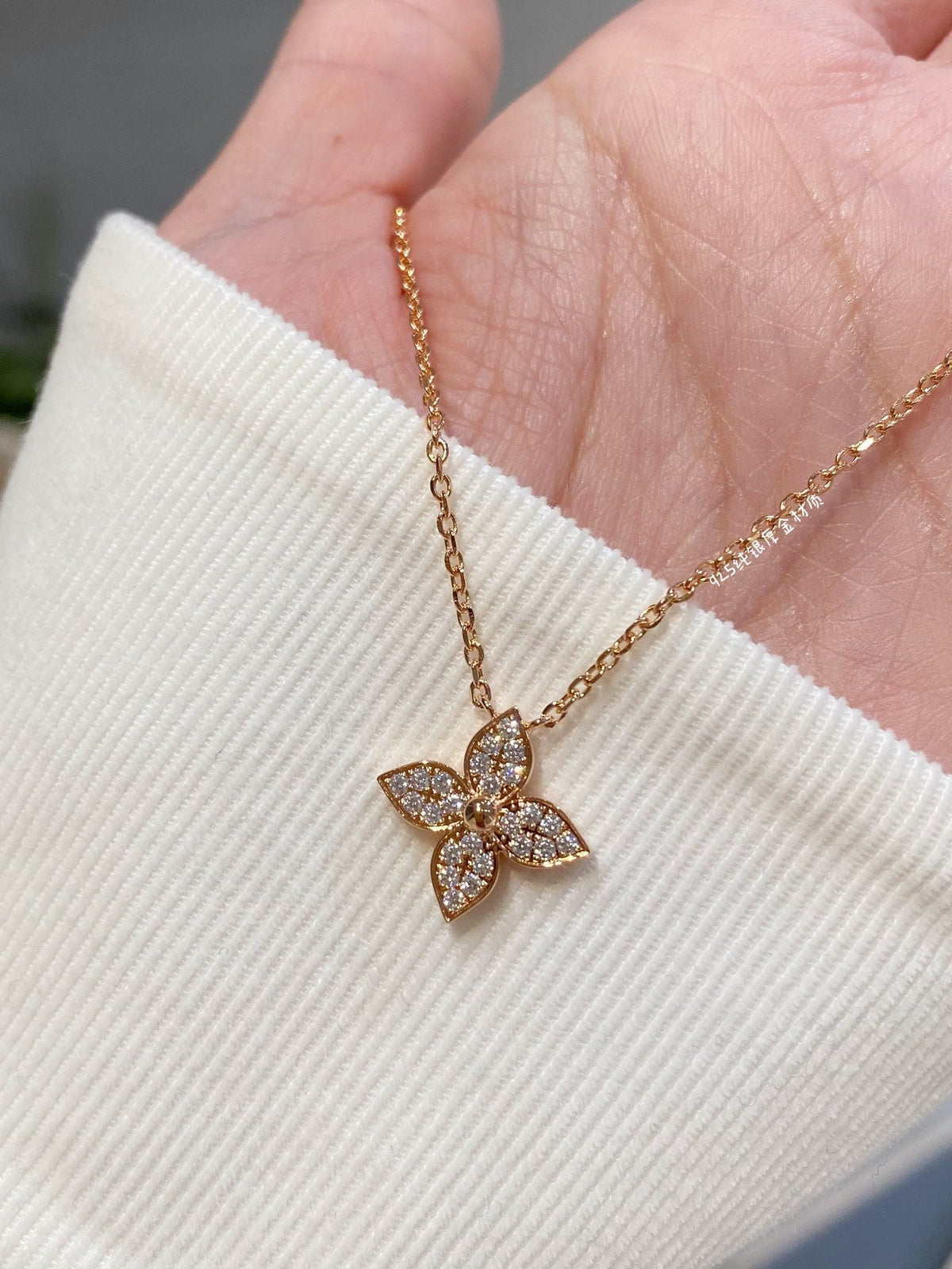 [Riva Jewelry ]STAR DIAMOND NECKALCE