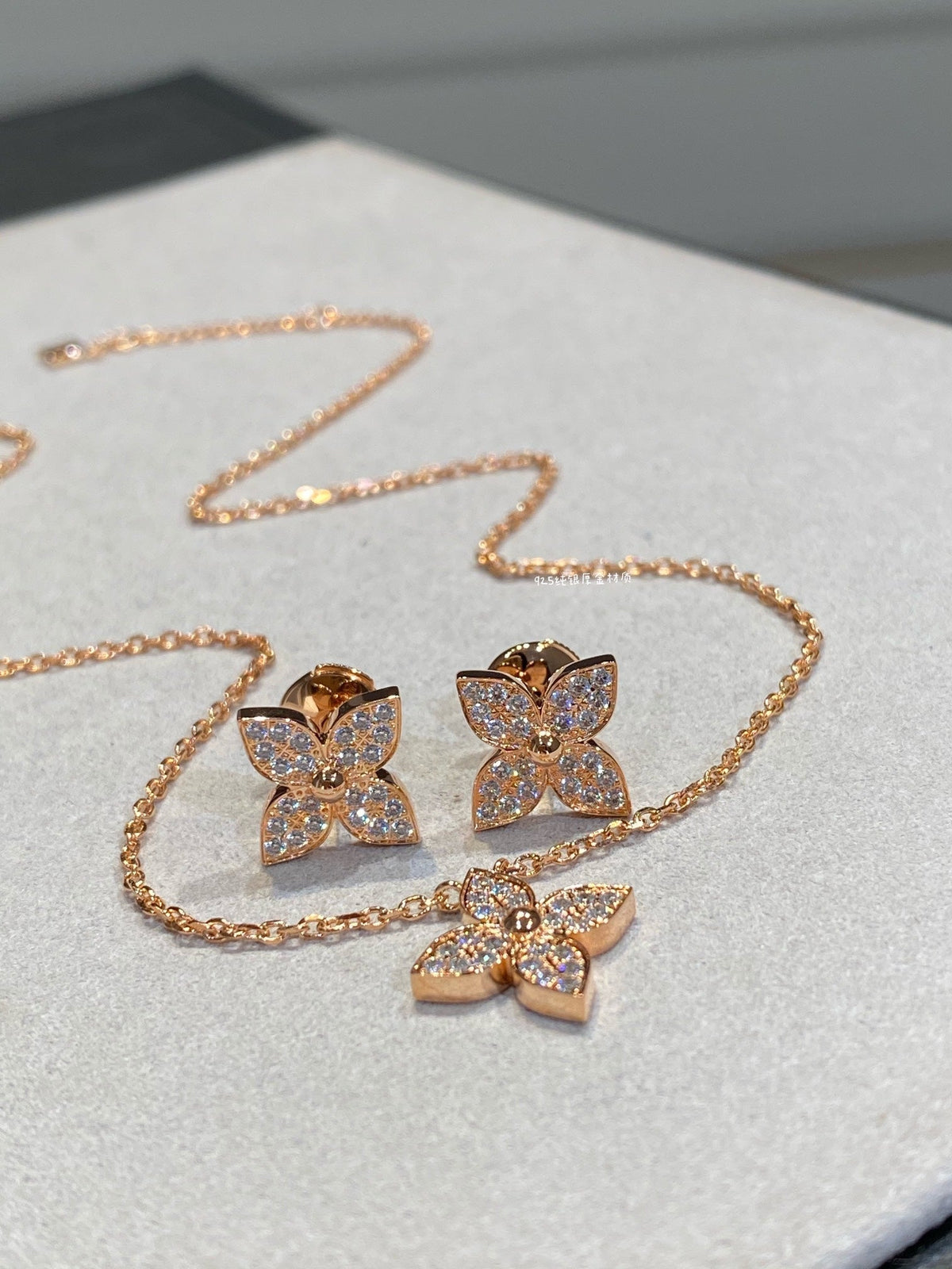 [Riva Jewelry ]STAR DIAMOND NECKALCE