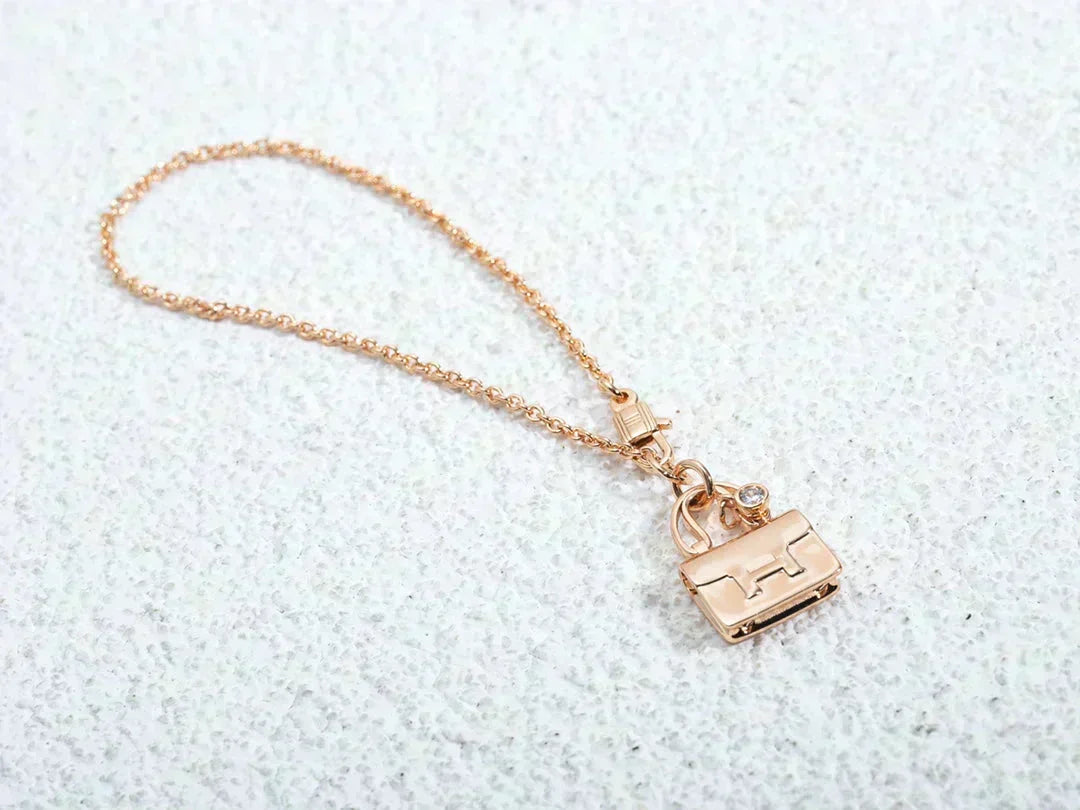 [Riva Jewelry ]AMULETTE PEDANT ROSE GOLD NECKLACE