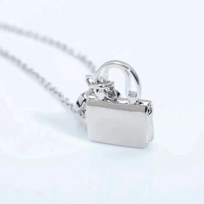 [Riva Jewelry ]AMULETTE PEDANT SILVER NECKLACE
