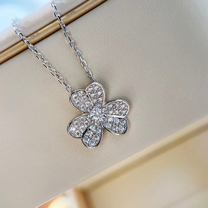 [Riva Jewelry ]CLOVER DIAMOND NECKLACE SILVER