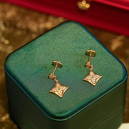 [Riva Jewelry]スターダイヤモンドイヤリング ゴールド