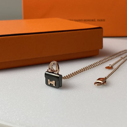 [Riva Jewelry]CONSTANCE BLACK ANHÄNGER ROSÉGOLD KETTE