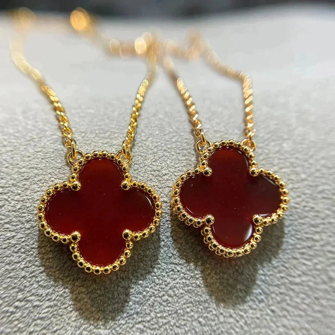 [Riva Jewelry ]CLOVER 15MM CARNELIAN SINGLE FLOWER NECKLACE