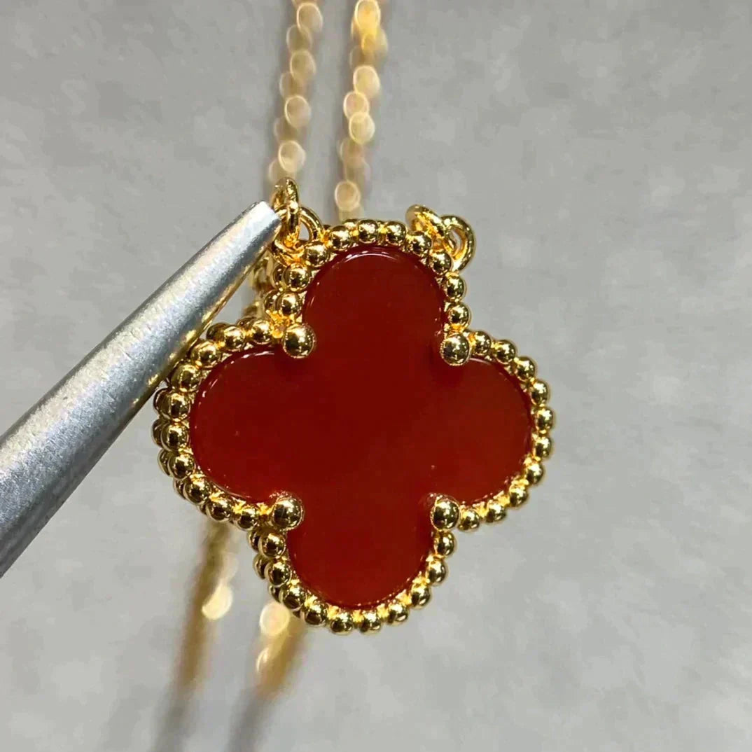 [Riva Jewelry ]CLOVER 15MM CARNELIAN SINGLE FLOWER NECKLACE
