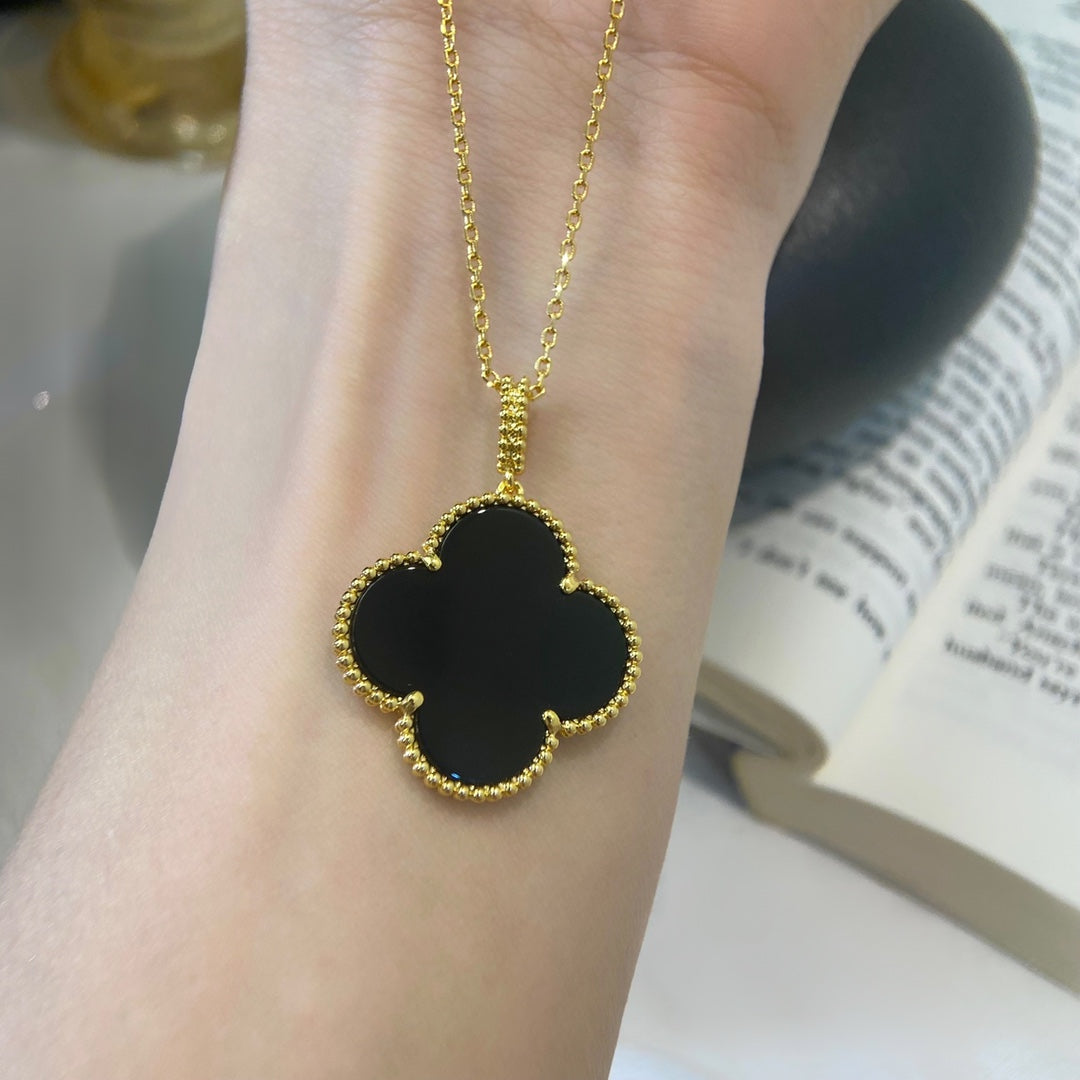 [Riva Jewelry ]CLOVER 25MM NECKLACE GOLD ONYX