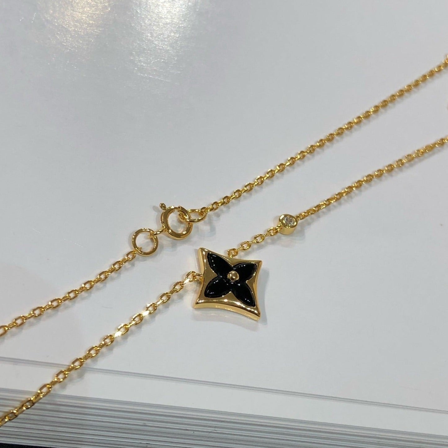 [Riva Jewelry]STAR BLACK MOP NECKLACE