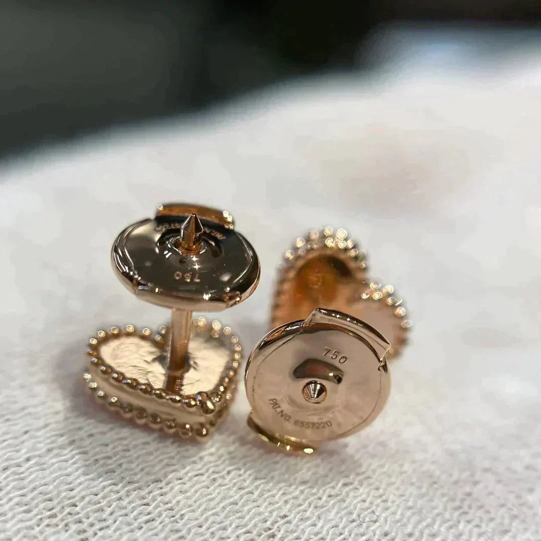[Riva Jewelry ]HEART CARNELIAN STUD EARRINGS