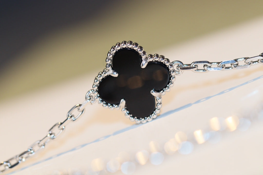 [Riva Jewelry ]CLOVER 20 MOTIFS ONYX DIAMOND SILVER