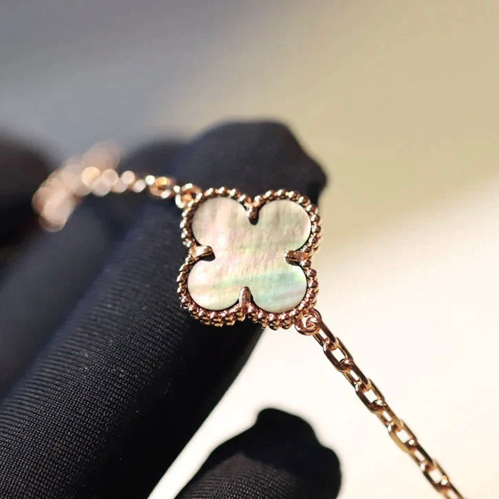 [Riva Jewelry ]CLOVER 20 MOTIFS DARK MOP DIAMOND  NECKLACE