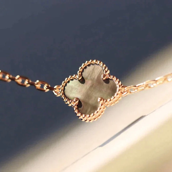 [Riva Jewelry ]CLOVER 20 MOTIFS LASER DIAMOND NECKLACE