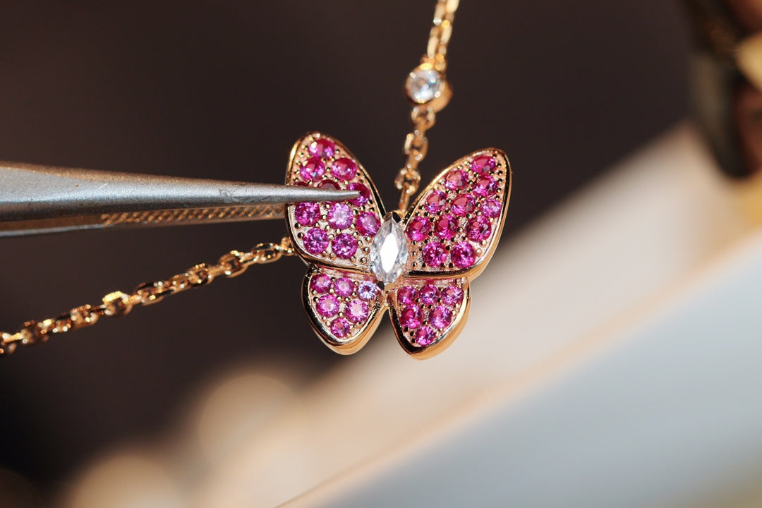 [Riva Jewelry ]BUTTERFLY RED DIAMOND ROSE GOLD NECKLACE