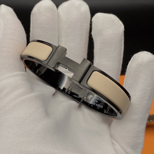 [Riva Jewelry]H ARMBAND 12MM SCHWARZ BEIGE KERAMIK