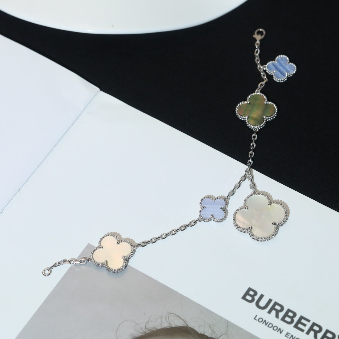 [Riva Jewelry ]CLOVER BRACELET 5 MOTIFS MOP CHALCEDONY SILVER