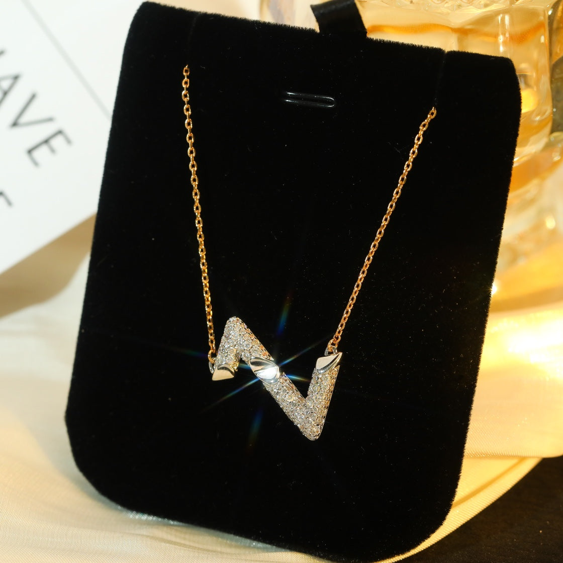 [Riva Jewelry ]VOLT SILVER DIAMOND PEDANT NECKLACE