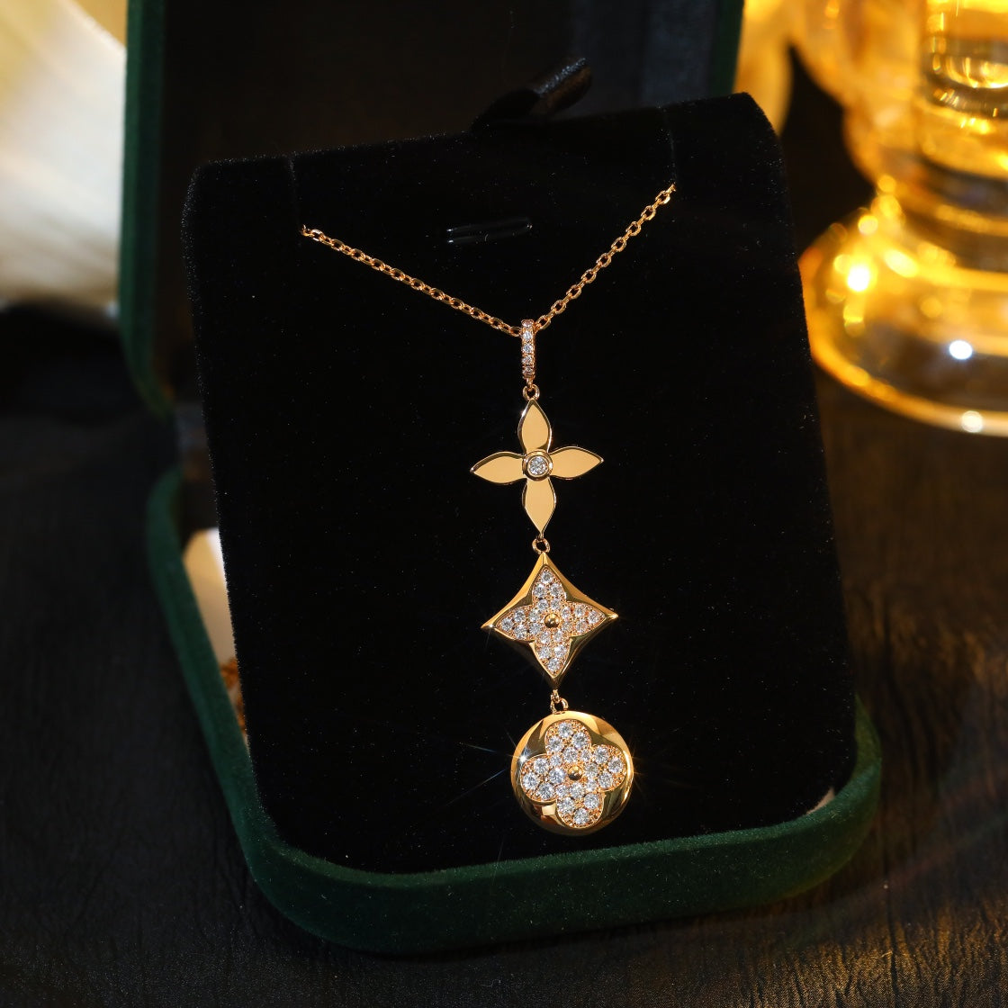 [Riva Jewelry ]STAR AND SUN DIAMOND PINK GOLD NECKLACE