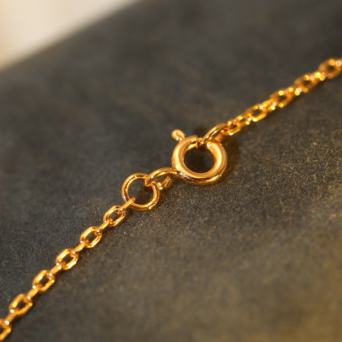 [Riva Jewelry ]SUN PEDANT PINK GOLD 1 DIAMOND NECKLACE