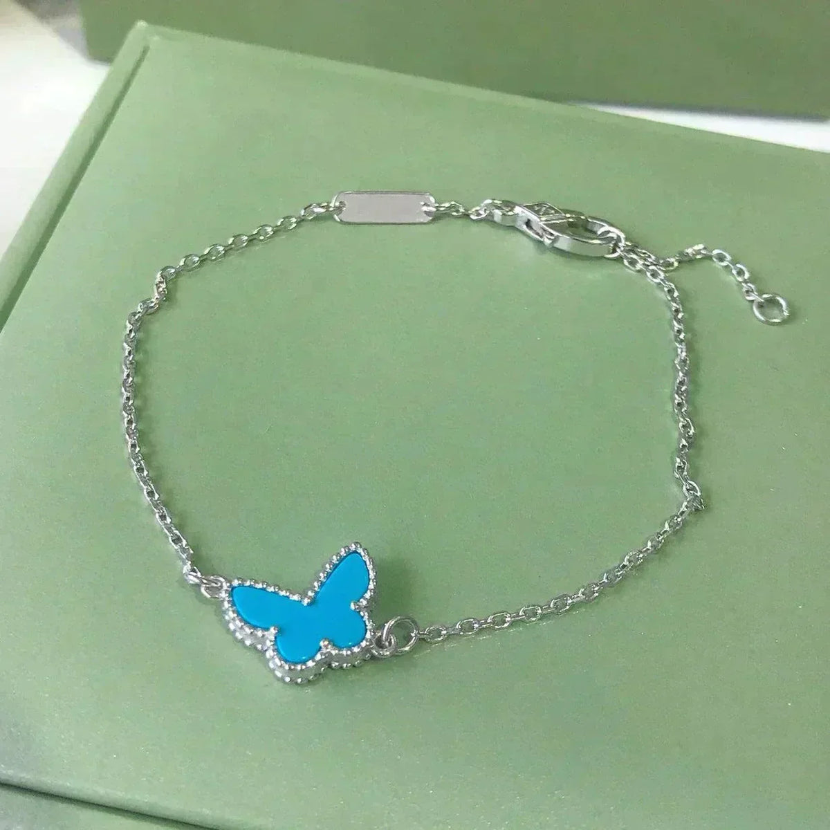 [Riva Jewelry ]BUTTERFLY TURQUOISE BUTTERFLY BRACELET SILVER