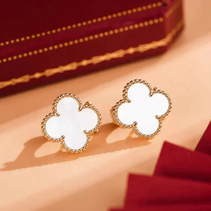 [Riva Jewelry ]CLOVER MEDIUM 1 MOTIFS  WHITE MOP STUD EARRINGS
