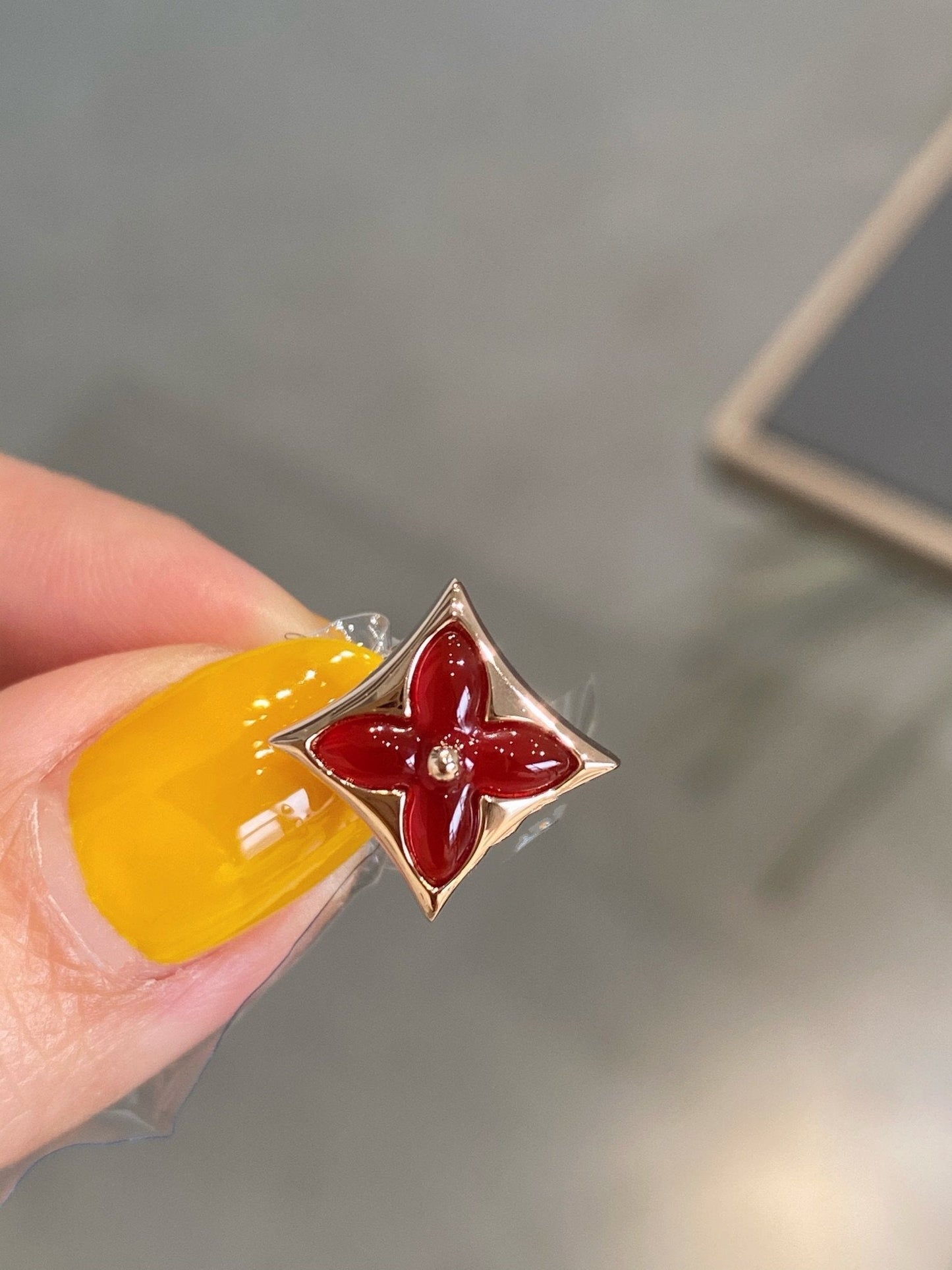 [Riva Jewelry]STERN UND SONNE ROSÉGOLD CARNELIAN OHRSTECKER
