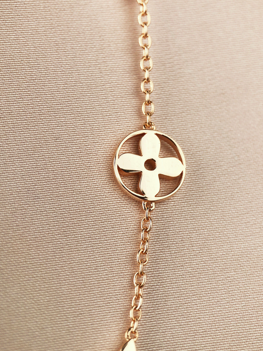 [Riva Jewelry ]STAR AND SUN 7 MOTIFS GOLD BRACELET
