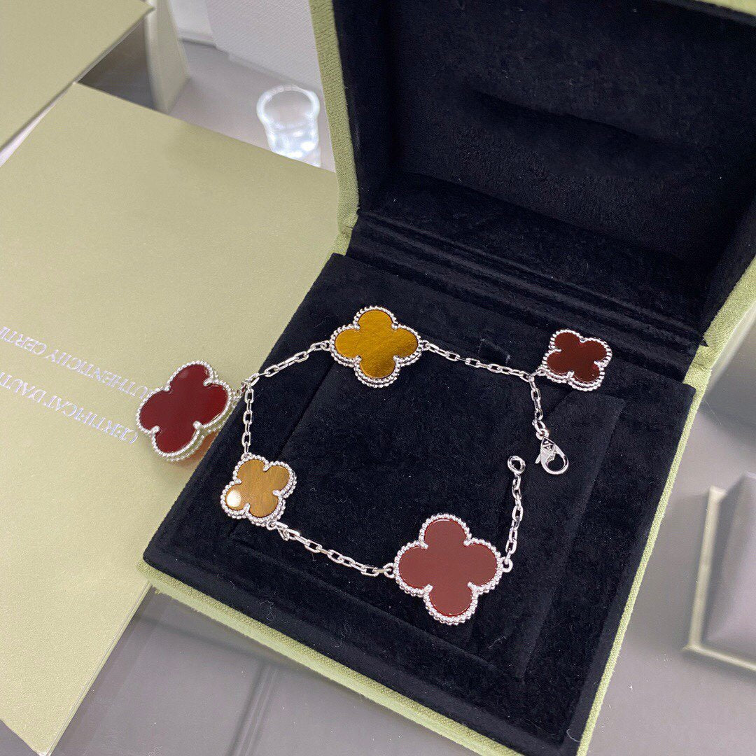 [Riva Jewelry ]CLOVER 5 MOTIFS SIVLER CARNELIAN TIGER EYE BRACELET