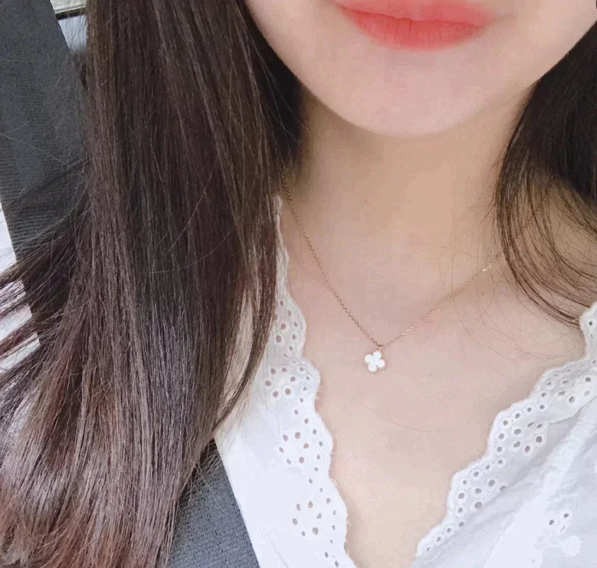 [Riva Jewelry ]CLOVER MINI 9.5MM WHITE MOTHER-OF-PEARL NECKLACE