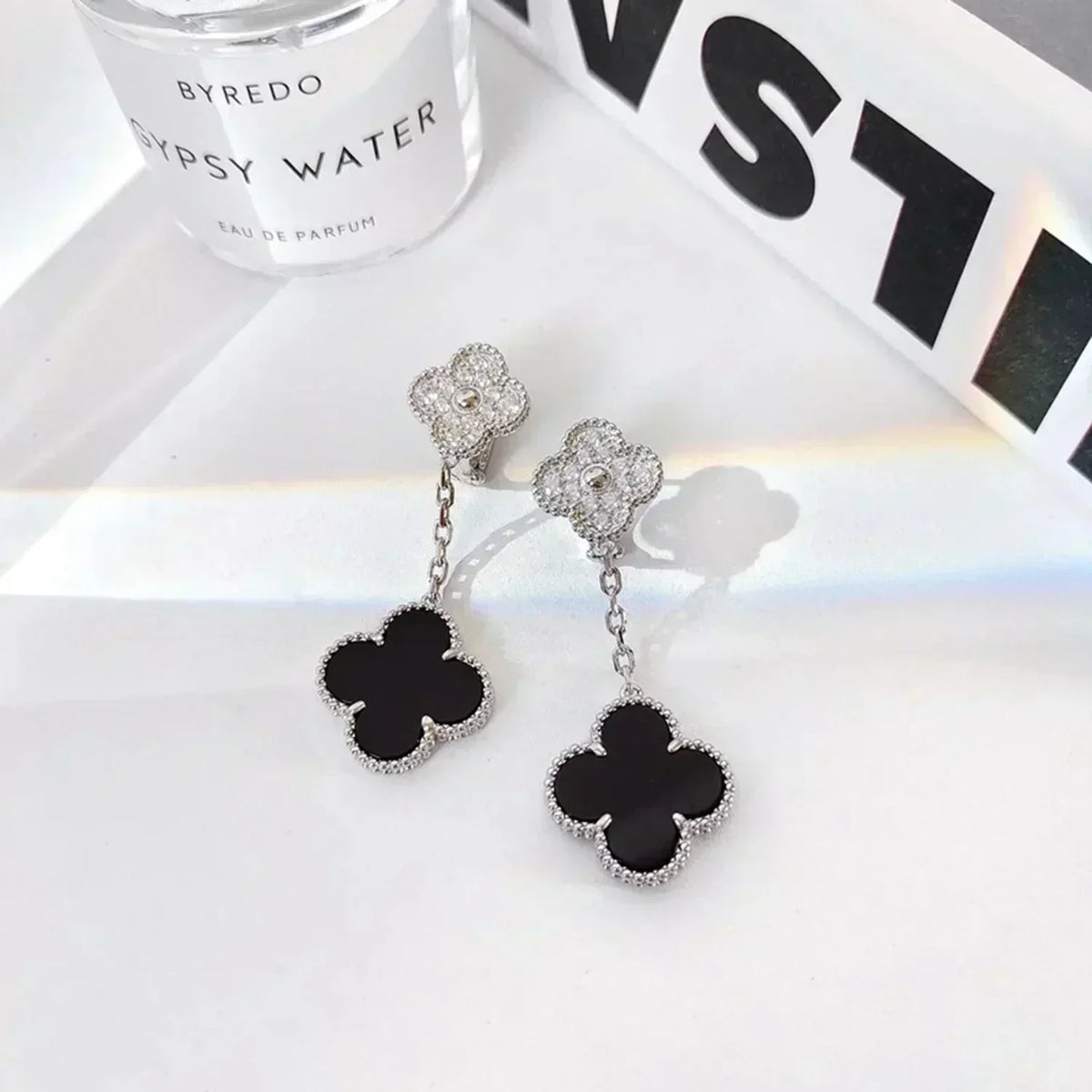 [Riva Jewelry ]CLOVER 2 MOTIFS  DIAMOND ONYX EARRINGS SILVER