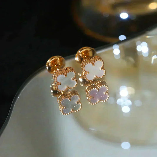 [Riva Jewelry ]CLOVER MINI 9.5MM WHITE MOP EARRINGS