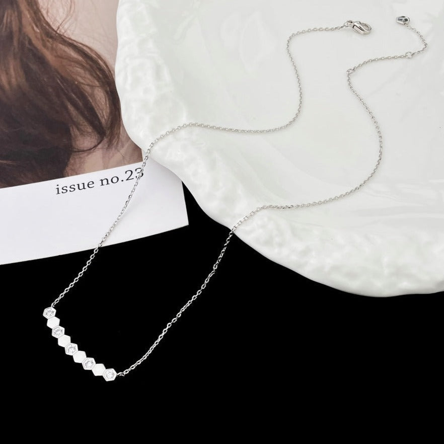 [Riva Jewelry ]BEE MY LOVE DIAMOND NECKLACE