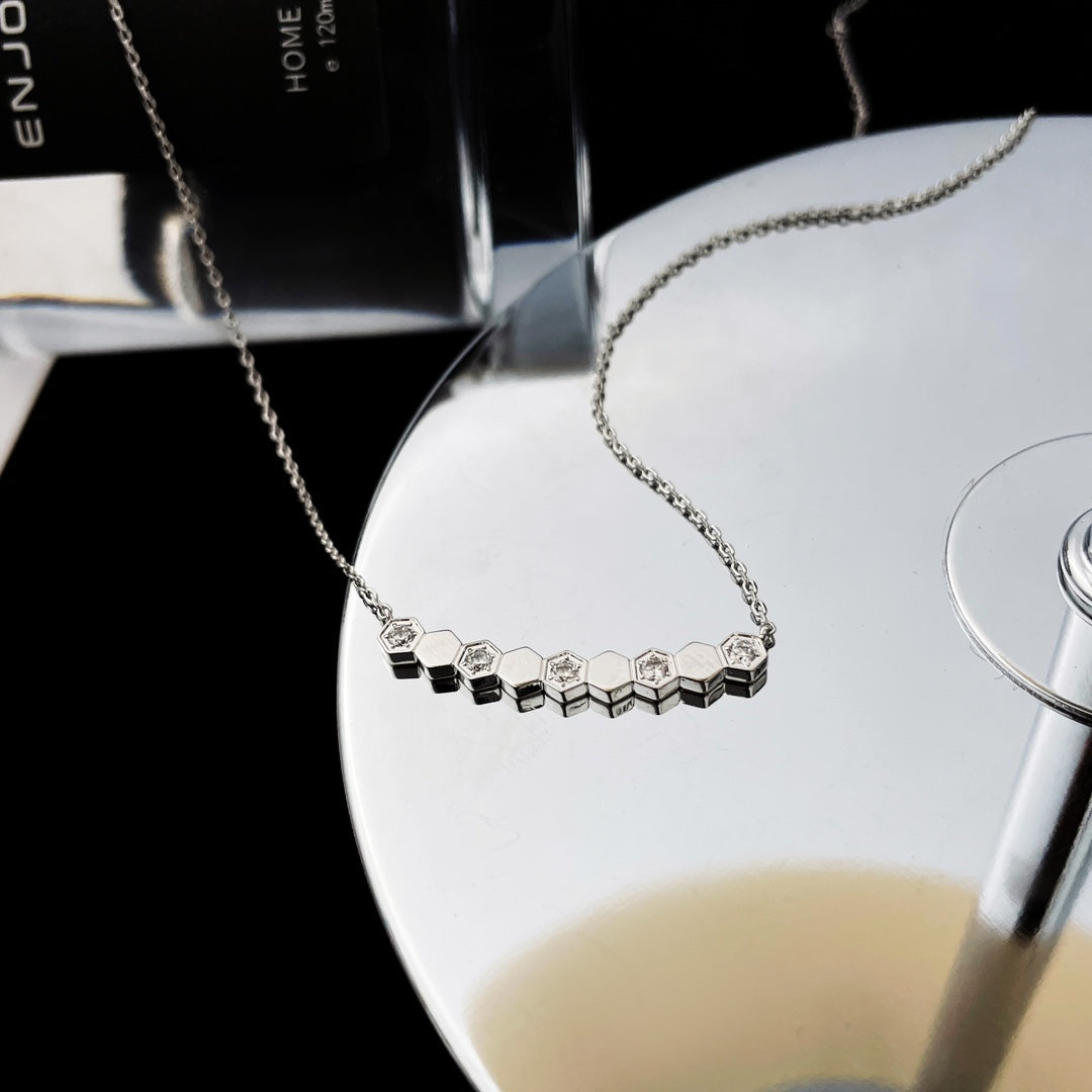 [Riva Jewelry ]BEE MY LOVE DIAMOND NECKLACE