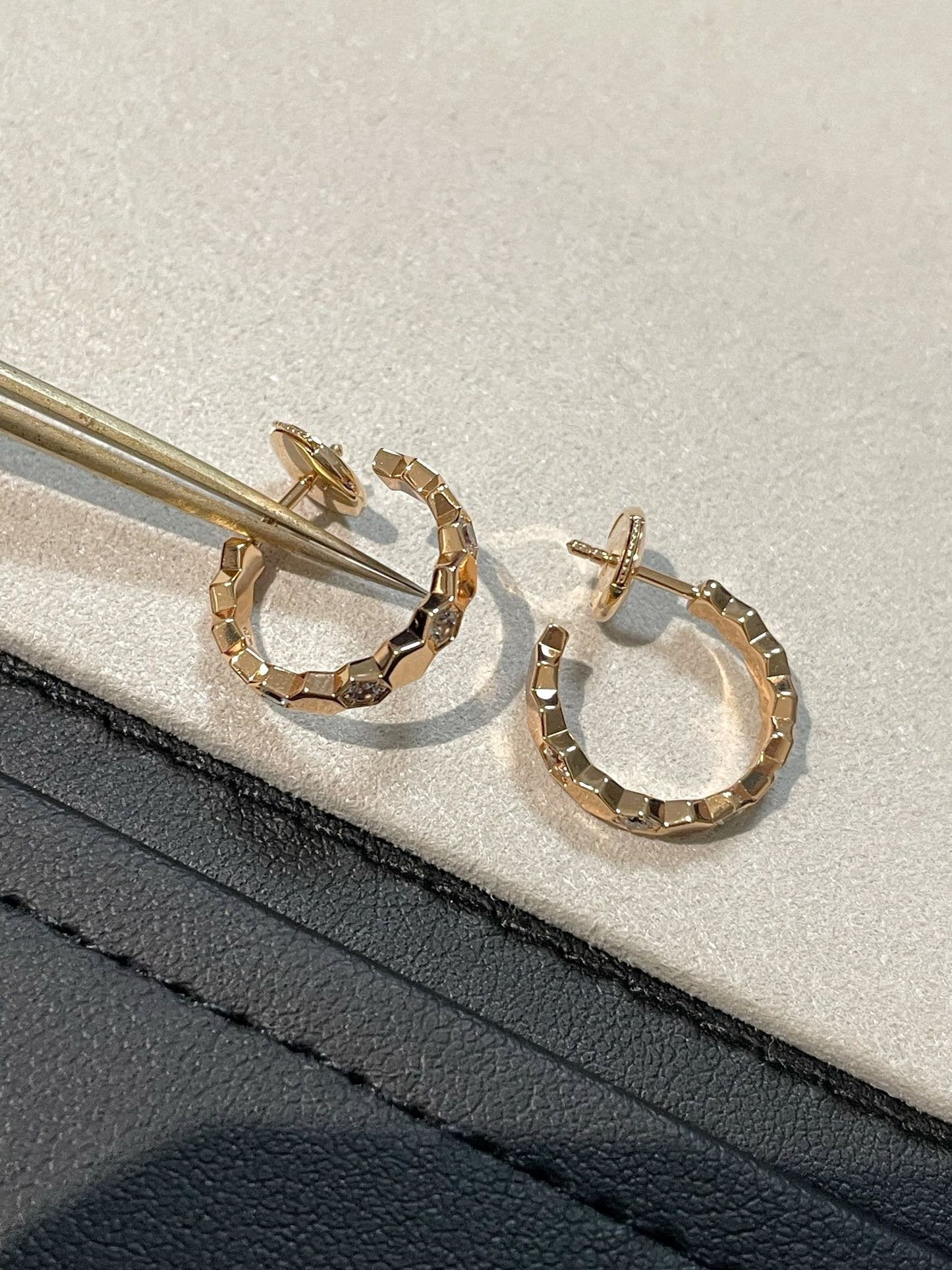 [Riva Jewelry]Hohler Design Vierblättriger Kleeblatt Blumenform Ring