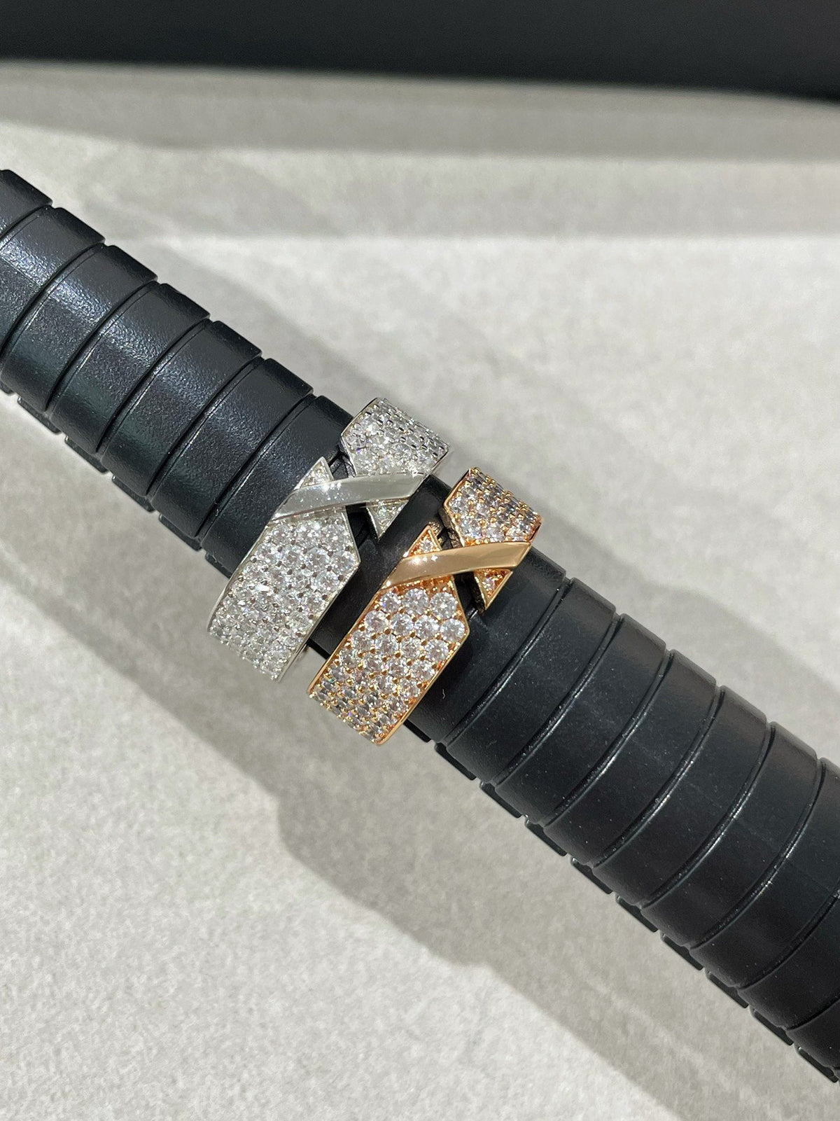 [Riva Jewelry ]LIENS EVIDENCE  DIAMOND PAVED RING