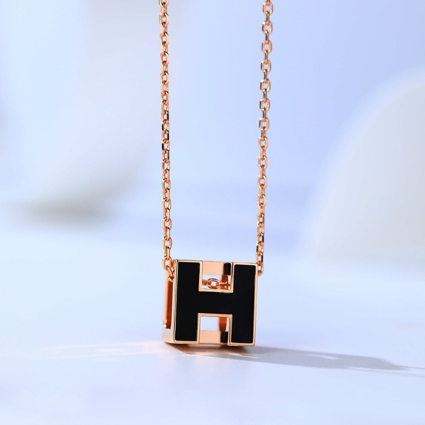 [Riva Jewelry]H CAGE ROSÉGOLD-HALSKETTE