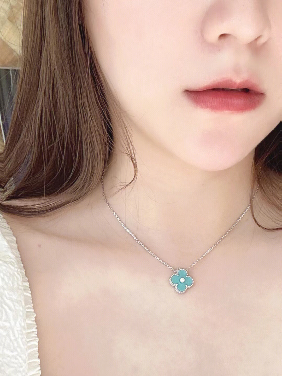 [Riva Jewelry ]CLOVER 1 DIAMOND LIGHT BLUE SILVER NECKLACE
