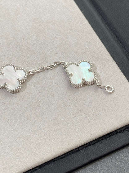 [Riva Jewelry ]CLOVER WHITE PEARL MOP 5 MOTIF BRACELET COLLECTION